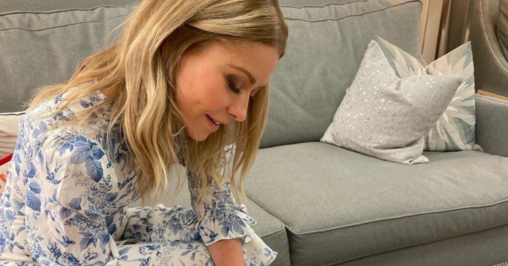 Kelly Ripa Closes Out 2025 with Emmys, Soap Drama, Classic Family Banter